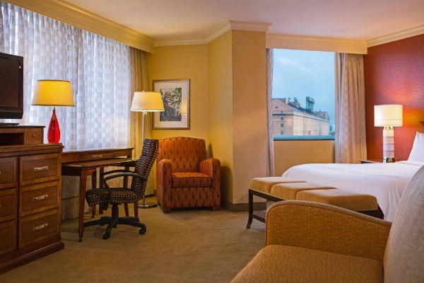 Baltimore Marriott Inner Harbor At Camden Yards image 12